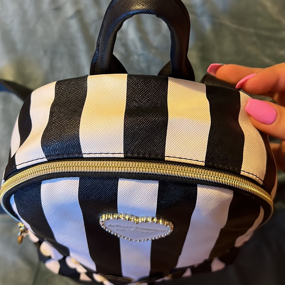 Betsy Johnson Small striped backpack - Picture 2 of 4